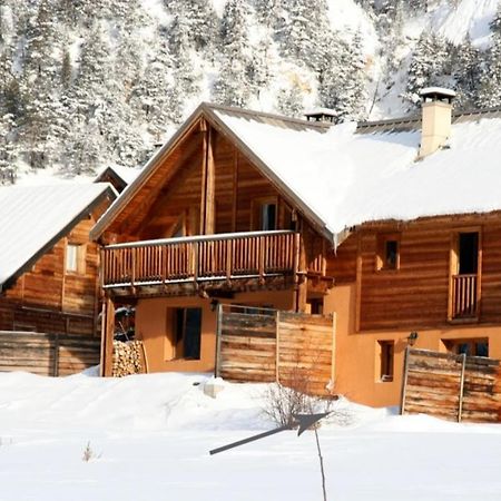 Le Gouroùn Hameau des Chazals Nevache Hautes Alpes Extérieur photo