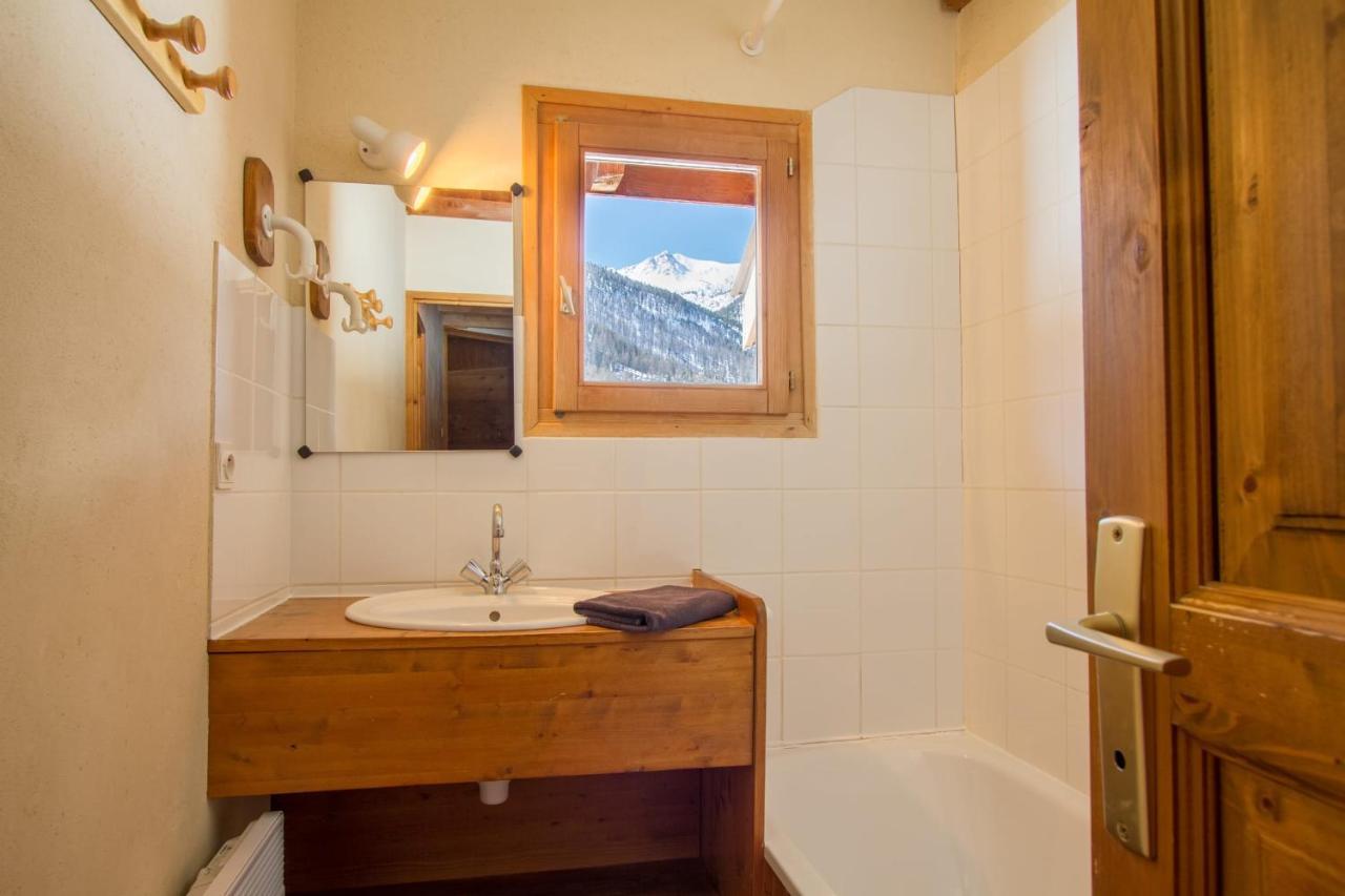 Le Gouroùn Hameau des Chazals Nevache Hautes Alpes Extérieur photo
