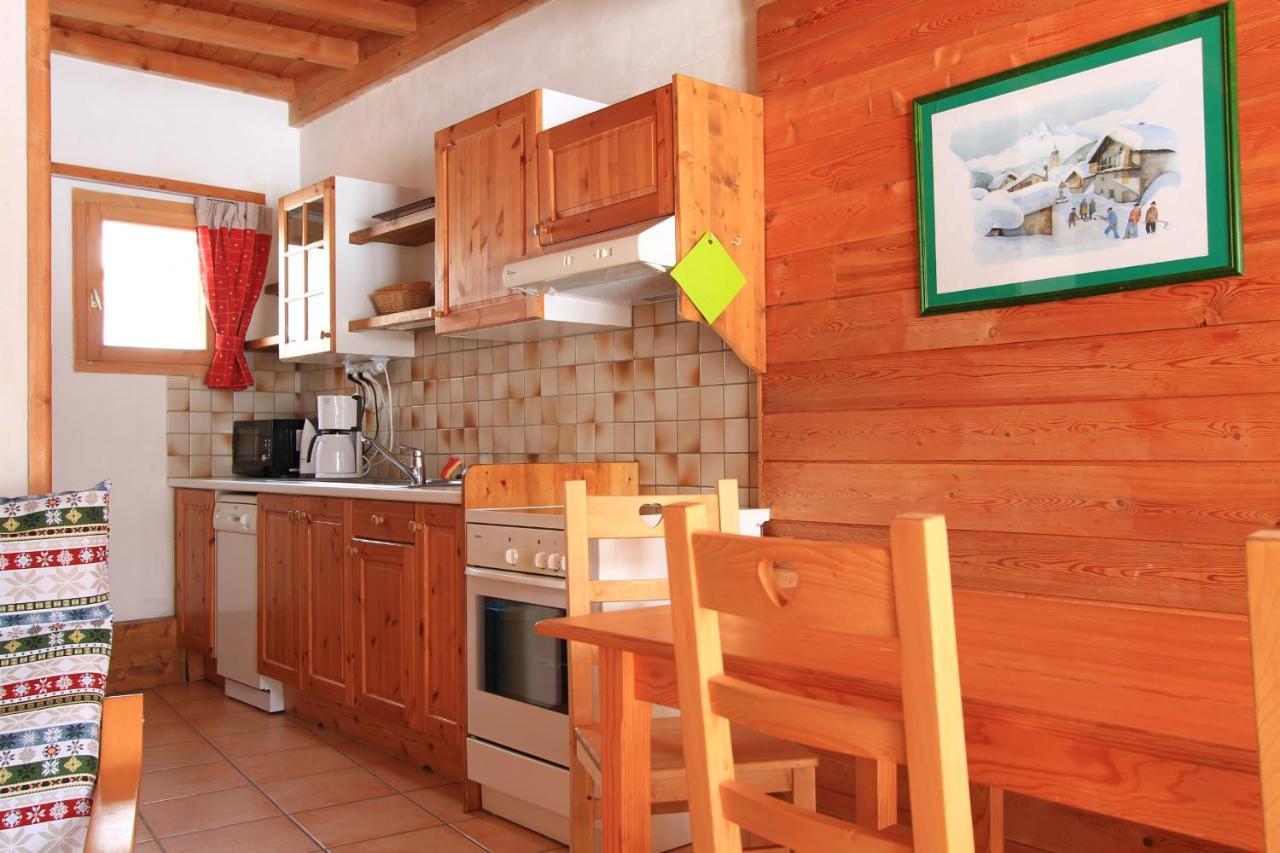 Le Gouroùn Hameau des Chazals Nevache Hautes Alpes Extérieur photo