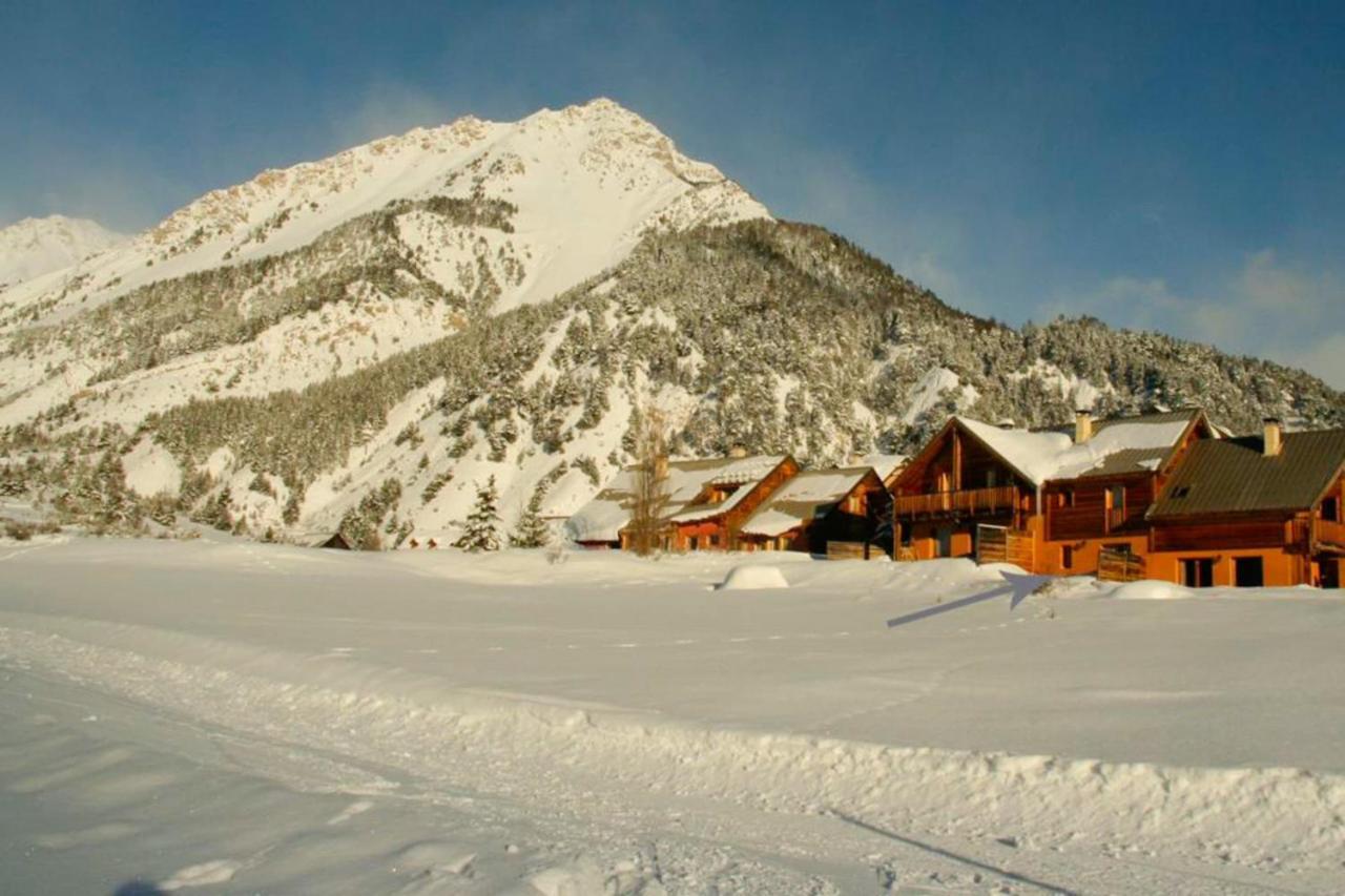 Le Gouroùn Hameau des Chazals Nevache Hautes Alpes Extérieur photo